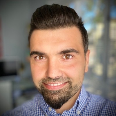 Link to Dragan Grubesic LinkedIn Profile